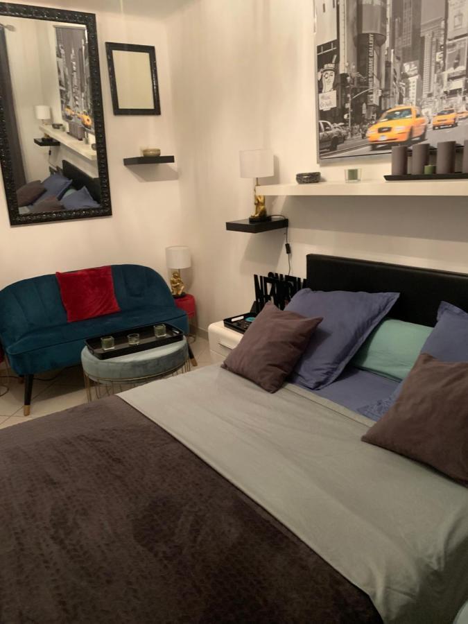 Chambre Dans Guest House Borrigo مينتون المظهر الخارجي الصورة